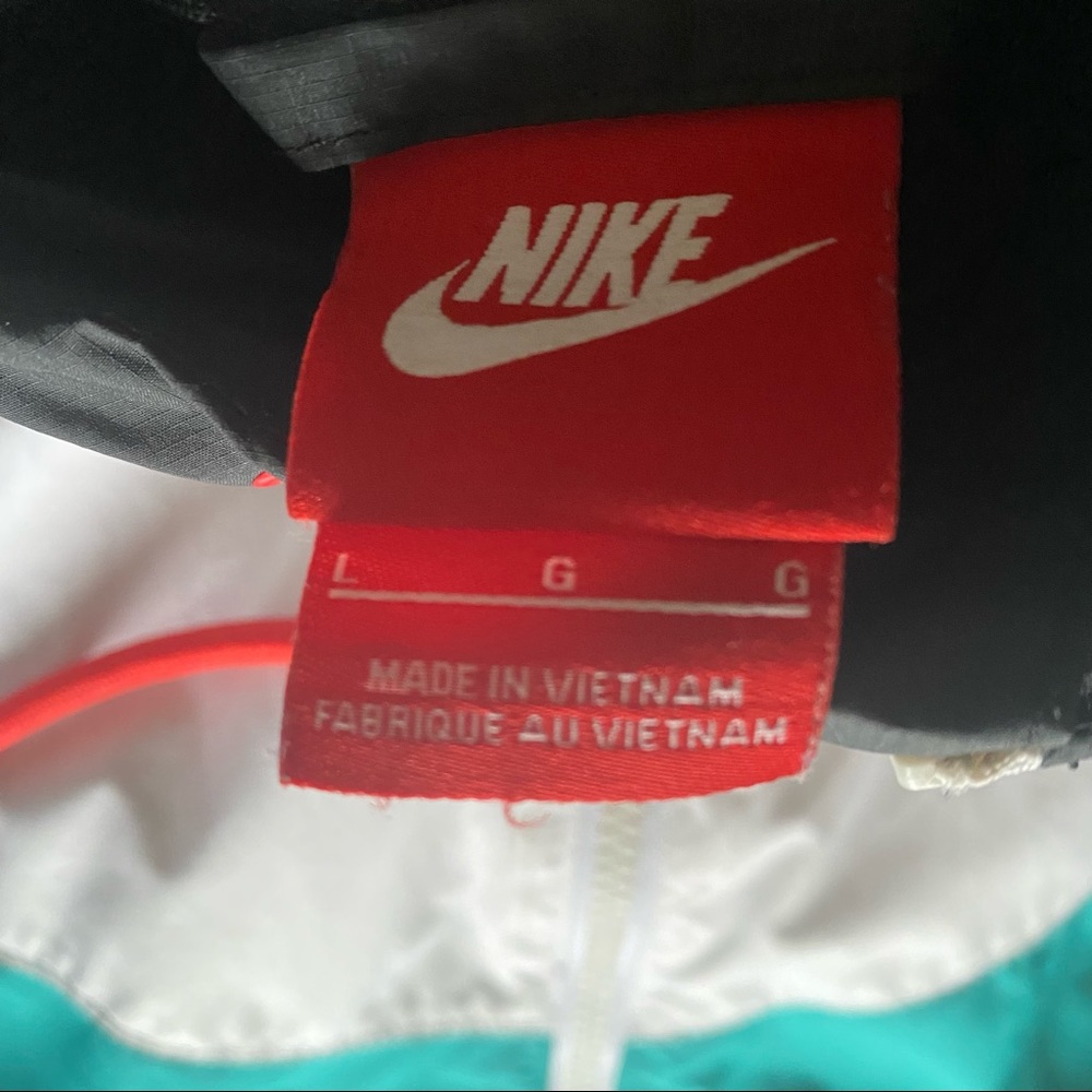 Nike Teal Black White Windbreaker with Red Accents - Picture 4 of 5